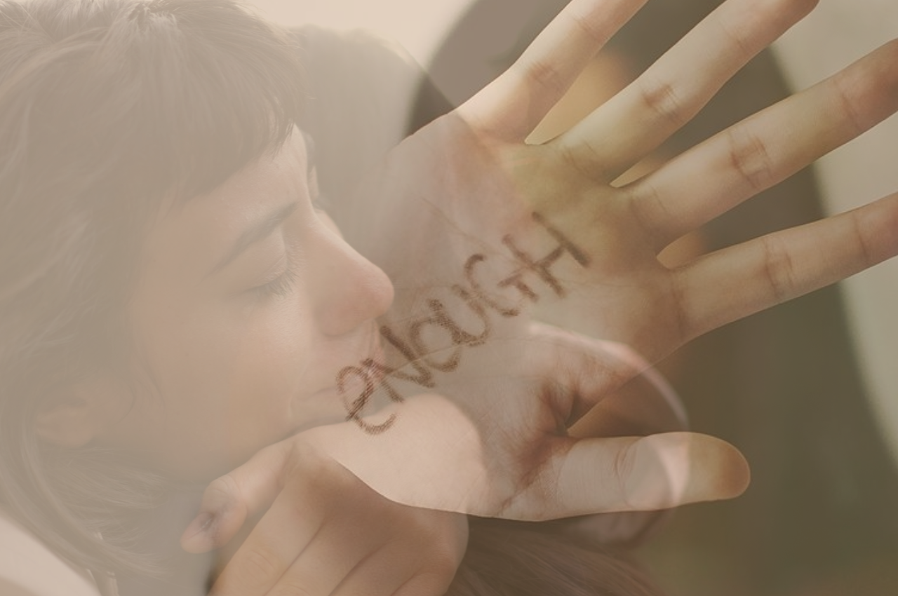 Attraction and Rejection as a Neurobiological Response to Trauma